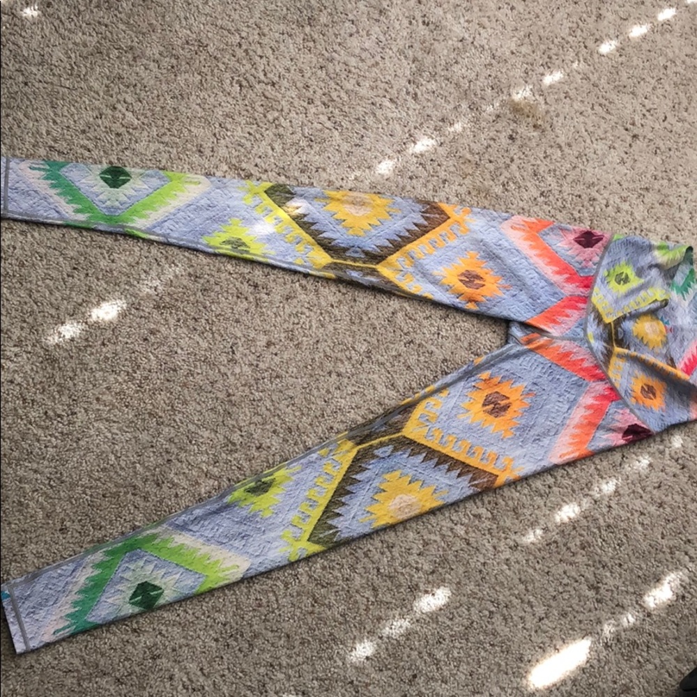 Niyama Sol - Barefoot Southwest Rainbow Legging